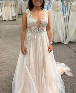 Galina Signature 'Illusion Cap Sleeve Lace Appliqued' wedding dress size-06 NEW