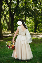 Load image into Gallery viewer, Justin Alexander &#39;8815&#39; wedding dress size-08 PREOWNED
