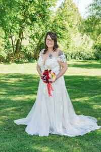 Galina Signature '26310338' wedding dress size-12 PREOWNED