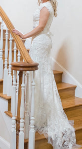 Allure Bridals 'M536' wedding dress size-06 NEW