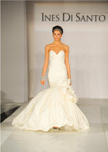 Load image into Gallery viewer, Ines Di Santo &#39;Turquoise&#39; size 4 used wedding dress front view on model
