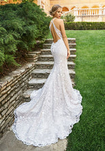 Load image into Gallery viewer, Moonlight &#39;6544&#39; size 10 new wedding dress back view on model
