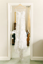 Load image into Gallery viewer, Mira Zwillinger &#39;Beatrice&#39; wedding dress size-02 PREOWNED
