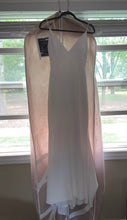 Load image into Gallery viewer, Enzoani &#39;Ashlyn (Love Collection) &#39; wedding dress size-06 PREOWNED
