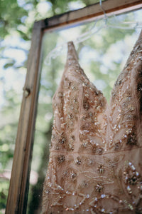 Lazaro '3500' size 10 used wedding dress front view of bodice