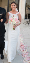 Load image into Gallery viewer, Martina Liana &#39;823&#39; wedding dress size-04 PREOWNED
