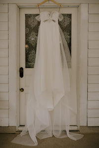 NEWHITE 'T.X.G' wedding dress size-02 PREOWNED
