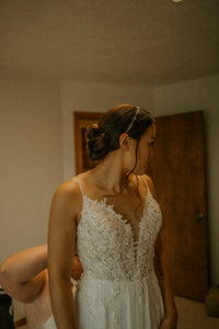 Madi Lane 'SR2270/Lauren' wedding dress size-08 PREOWNED