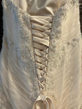 Load image into Gallery viewer, Maggie Sottero &#39;Couture&#39; wedding dress size-10 NEW
