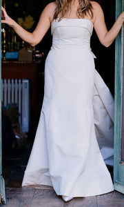 Carolina Herrera 'Arielle Gown' wedding dress size-08 PREOWNED
