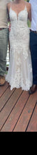 Load image into Gallery viewer, Essense of Australia &#39;Unk&#39; wedding dress size-06 PREOWNED

