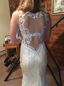 David's Bridal 'Sincerity' size 4 new wedding dress back view close up