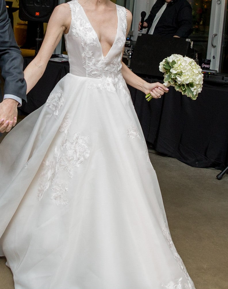 Alyne 'Berni' size 4 used wedding dress front view on bride