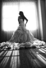Load image into Gallery viewer, Maggie Sottero &#39;V7150&#39; size 8 used wedding dress back view on bride
