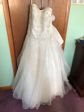 Load image into Gallery viewer, Oleg Cassini &#39;Satin&#39; size 14 new wedding dress front view on hanger
