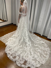 Load image into Gallery viewer, Morilee &#39;Blossom&#39; wedding dress size-06 NEW
