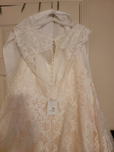 David's Bridal '9WG3850 IvyCha' wedding dress size-20 NEW