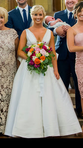 Modern Trousseau 'n/a' wedding dress size-04 PREOWNED