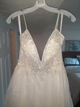 Load image into Gallery viewer, Galina Signature &#39;Organza Sheer Beaded A-line&#39; wedding dress size-04 NEW
