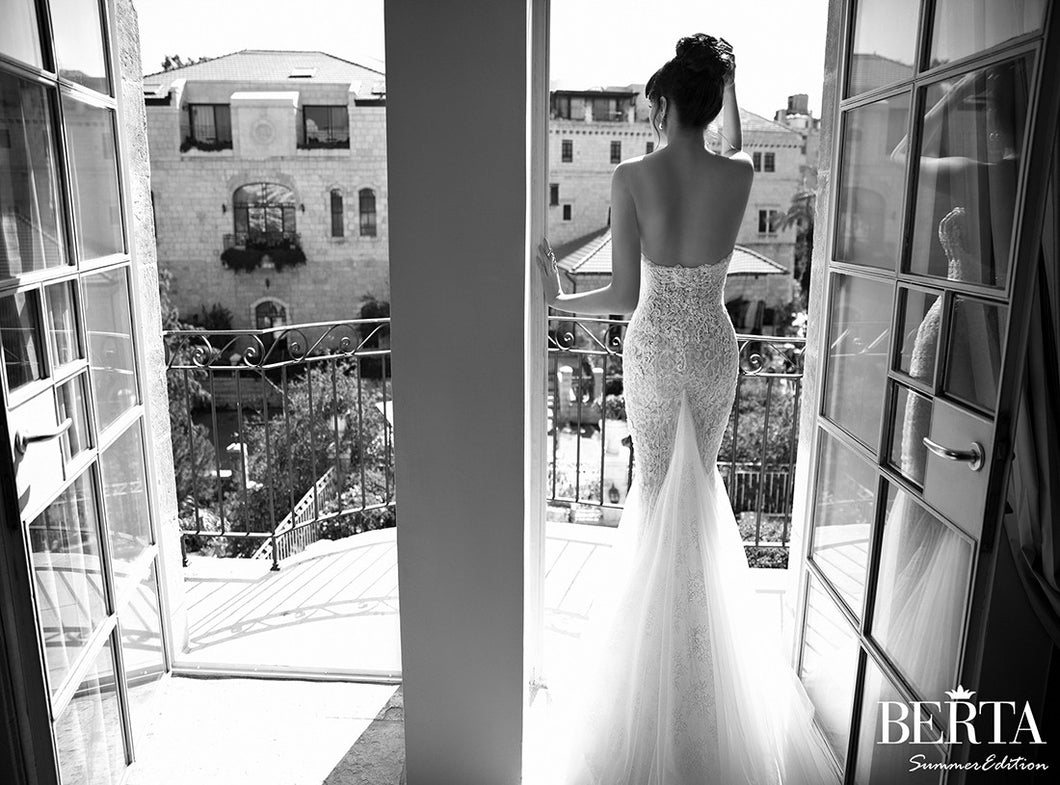 Berta '14-32' size 4 used wedding dress back view on bride