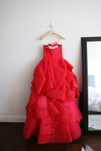 Load image into Gallery viewer, Vera Wang &#39;Katherine&#39; wedding dress size-06 PREOWNED
