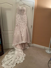 Load image into Gallery viewer, Maggie Sottero &#39;Fionaxs Noslv &#39; wedding dress size-16 NEW
