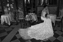 Load image into Gallery viewer, Inbal Dror &#39;BR 15-16&#39; size 0 used wedding dress side view on model
