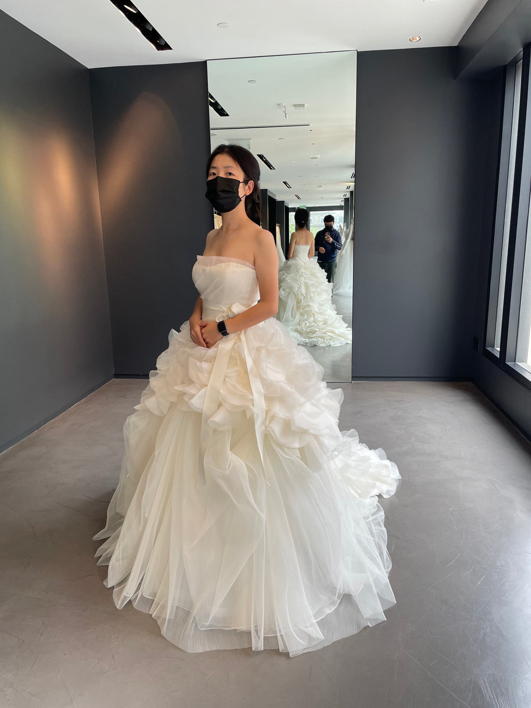 Vera Wang 'Hayley' wedding dress size-02 PREOWNED