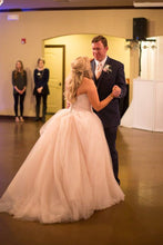 Load image into Gallery viewer, Allure &#39;2710&#39; size 8 used wedding dress back view on bride
