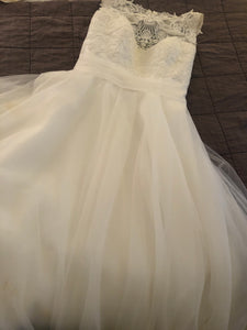 Ellis Bridal '18027' wedding dress size-08 PREOWNED