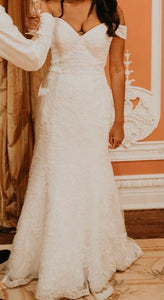 David's Bridal 'XTCWG808' wedding dress size-10 PREOWNED