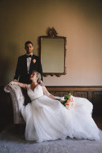 Load image into Gallery viewer, Allure Bridals &#39;9162&#39;
