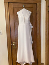 Load image into Gallery viewer, Mikaella &#39;Halter 2150&#39; size 6 used wedding dress front view on hanger
