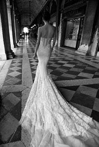 Inbal Dror 'BR 15-16' size 0 used wedding dress back view on model