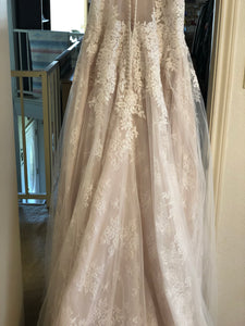Elizabeth Layne 'Kaleigh' wedding dress size-16 NEW