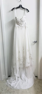 Alfred Angelo 'Modern Vintage' size 2 new wedding dress front view on hanger