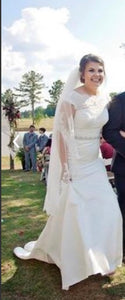 David's Bridal  'Illusion Lace' size 12 new wedding dress front view on bride