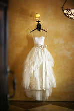 Load image into Gallery viewer, Vera Wang &#39;Eliza&#39; size 2 used wedding dress front view on hanger
