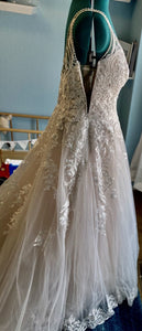 Essense of Australia 'D2905IV' wedding dress size-14 NEW