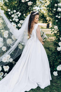 Eva Lendel 'Valery' wedding dress size-06 PREOWNED