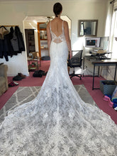 Load image into Gallery viewer, Kitty Chen &#39;Daniela&#39; wedding dress size-06 NEW
