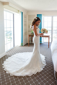 Pronovias 'Princia' size 4 used wedding dress side view on bride