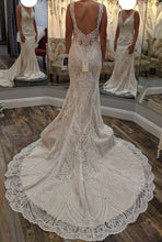 Load image into Gallery viewer, Allure Bridals &#39;c502&#39; wedding dress size-04 NEW
