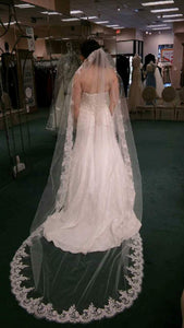 David's Bridal 'YP3344' wedding dress size-08 NEW