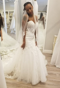 Martina Liana 'Dress: 1029, Veil: AVL0028CR' wedding dress size-10 NEW