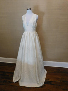J Crew 'Beaded Silk' size 6 new wedding dress front view on mannequin