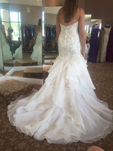 Load image into Gallery viewer, Sottero and Midgley &#39;Moriah-6SW780&#39; wedding dress size-08 NEW
