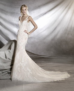 Pronovias 'Orlara' size 2 used wedding dress front view on model