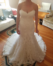 Load image into Gallery viewer, Essence of Australia &#39;D2224&#39; size 10 used wedding dress front view on bride
