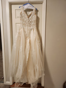 Morilee 'Madeline Gardner' wedding dress size-12 PREOWNED